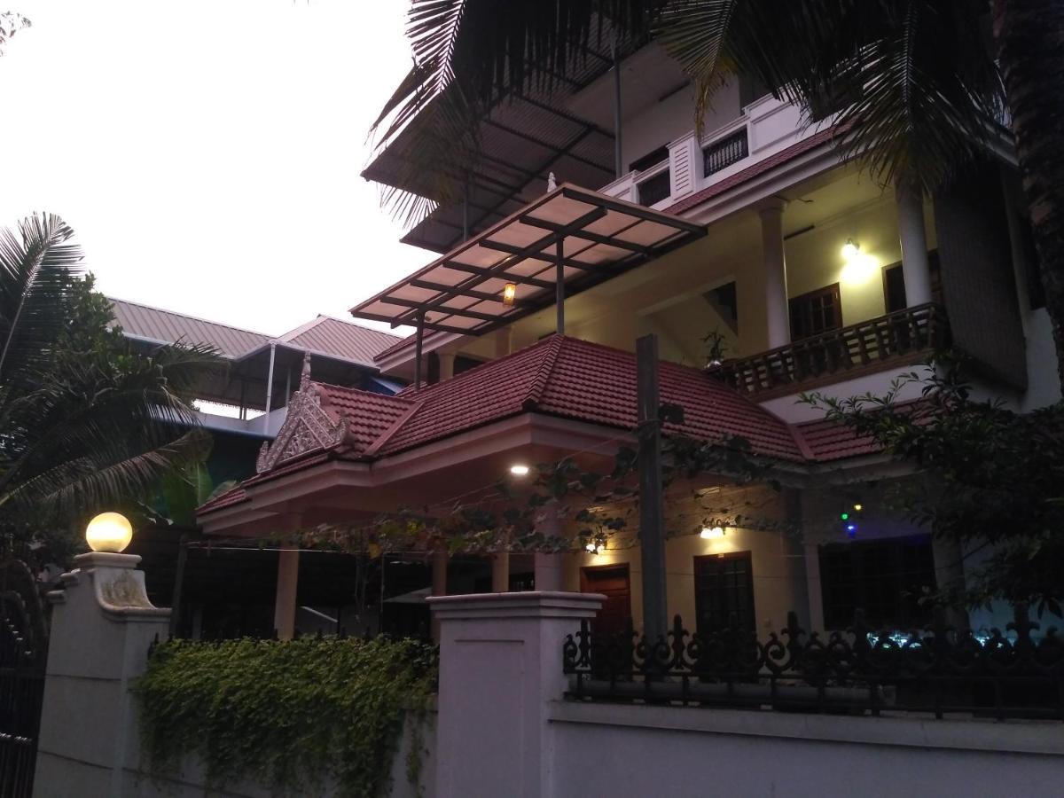 Ocean Stay Nedumbassery Exterior photo